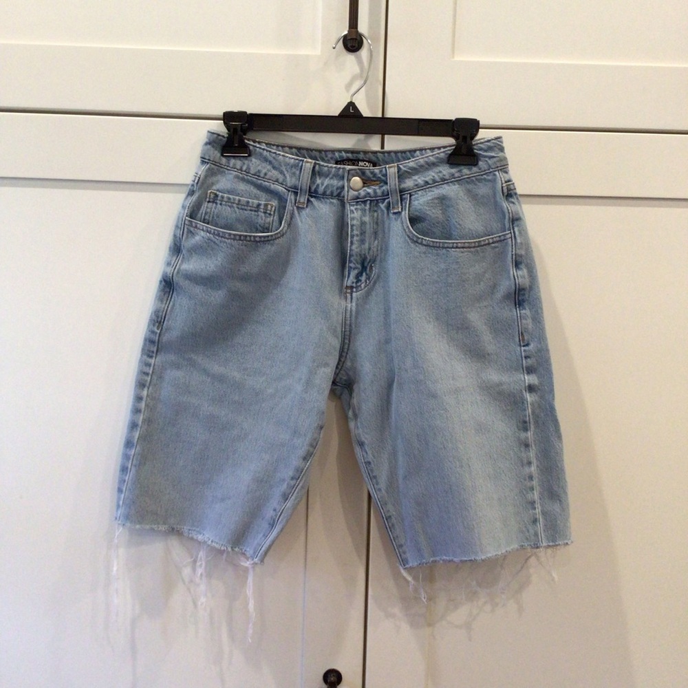 Fashion Nova Cutoff Denim Shorts Size 0